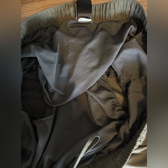 The North Face shorts • Men’s XXL - Picture 4 of 9